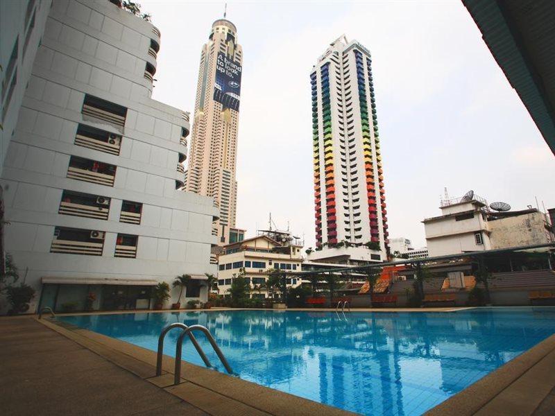 A-2 House Hostel Bangkok Bagian luar foto