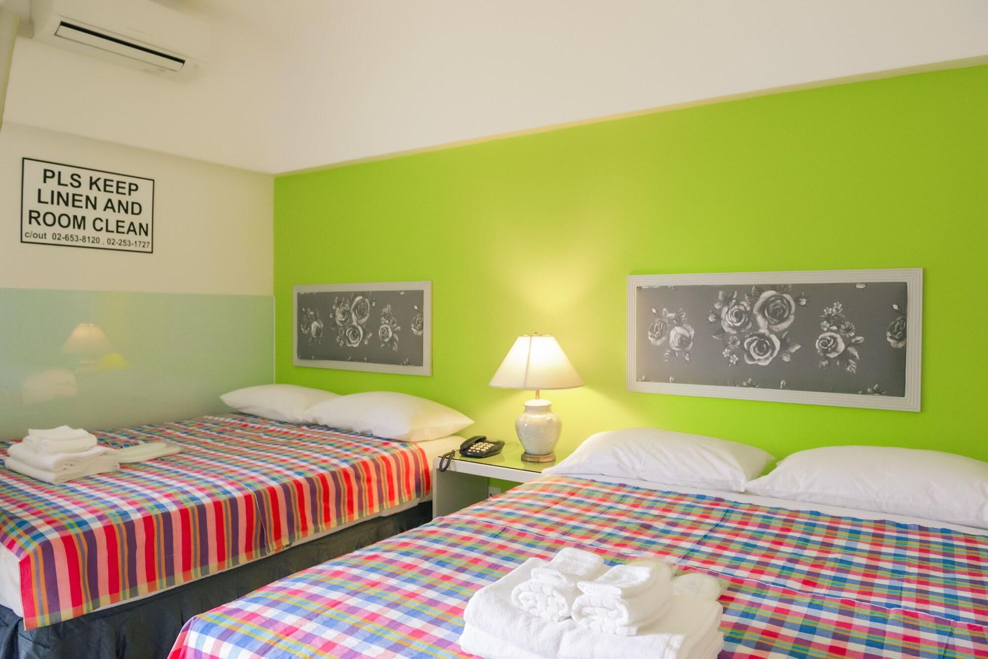 A-2 House Hostel Bangkok Bagian luar foto