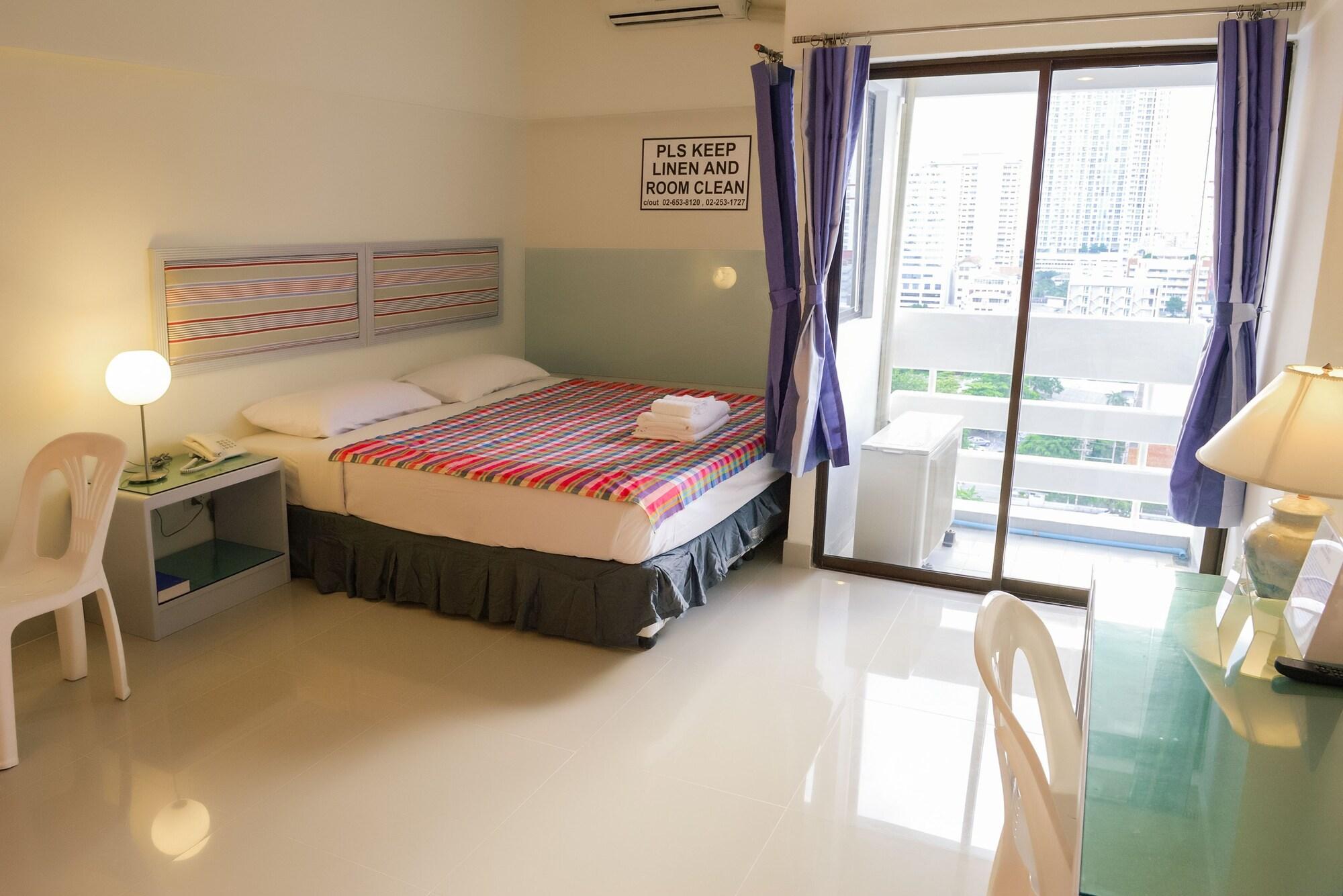 A-2 House Hostel Bangkok Bagian luar foto