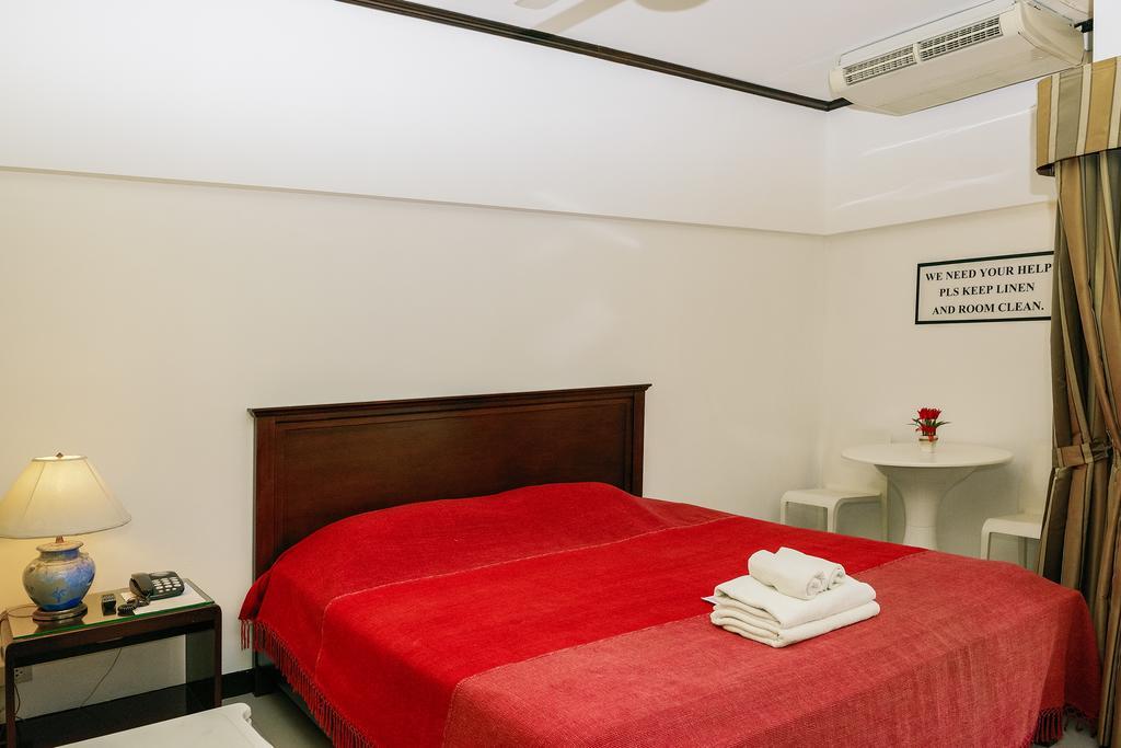A-2 House Hostel Bangkok Bagian luar foto