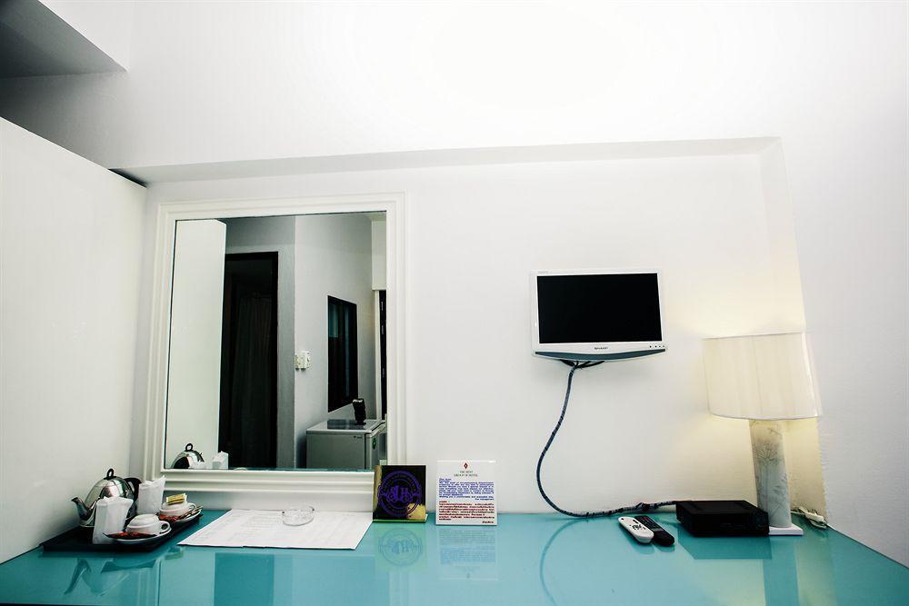 A-2 House Hostel Bangkok Bagian luar foto