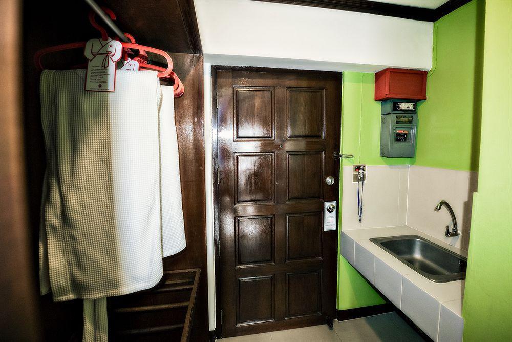 A-2 House Hostel Bangkok Bagian luar foto