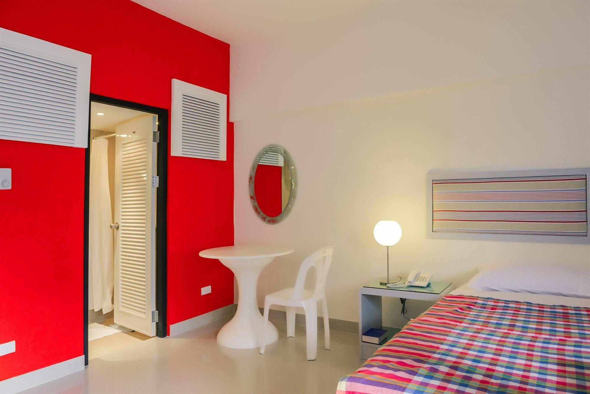 A-2 House Hostel Bangkok Bagian luar foto